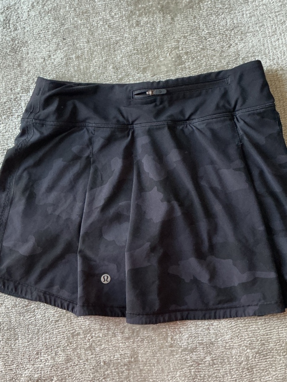 LULULEMON Pace Rival Mid Rise Skirt Skort 365 Camo Deep Coal Black Sz 6 - Picture 3 of 4
